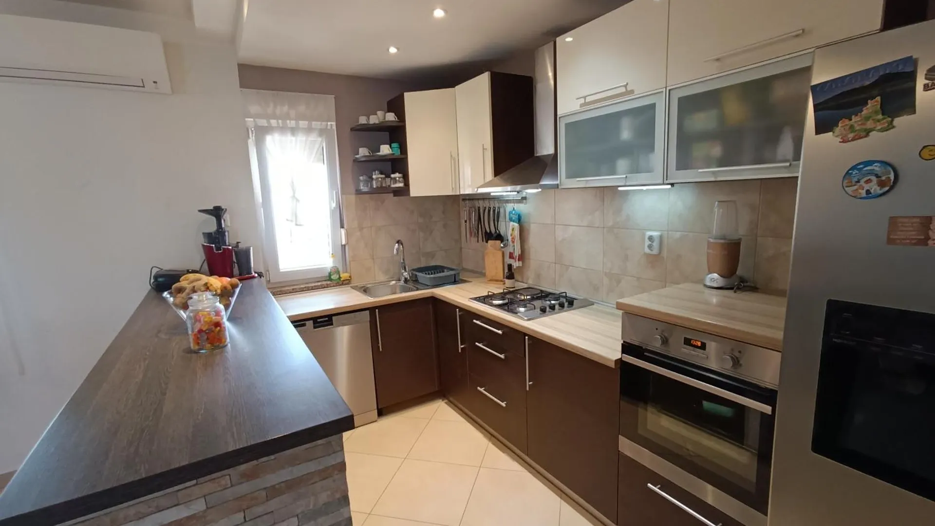 Apartman L&V Sa Dvoristem I Hidromasaznim Bazenom Galizana 0*,