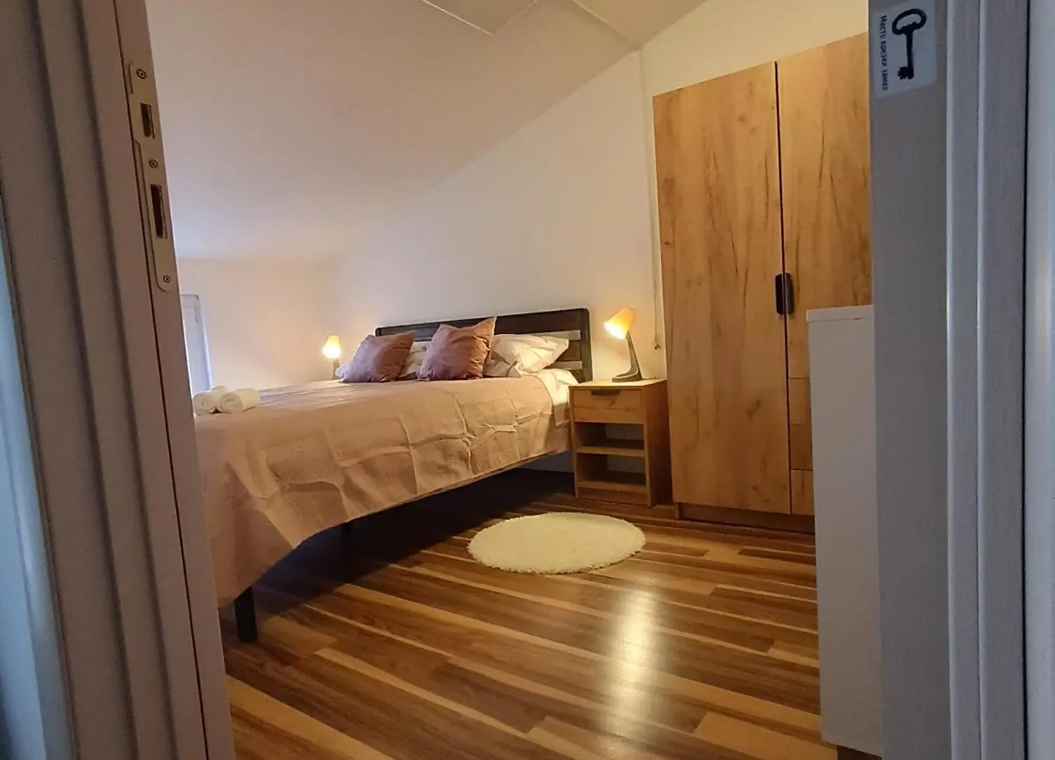 Apartment Apartman L&V Sa Dvoristem I Hidromasaznim Bazenom Galizana