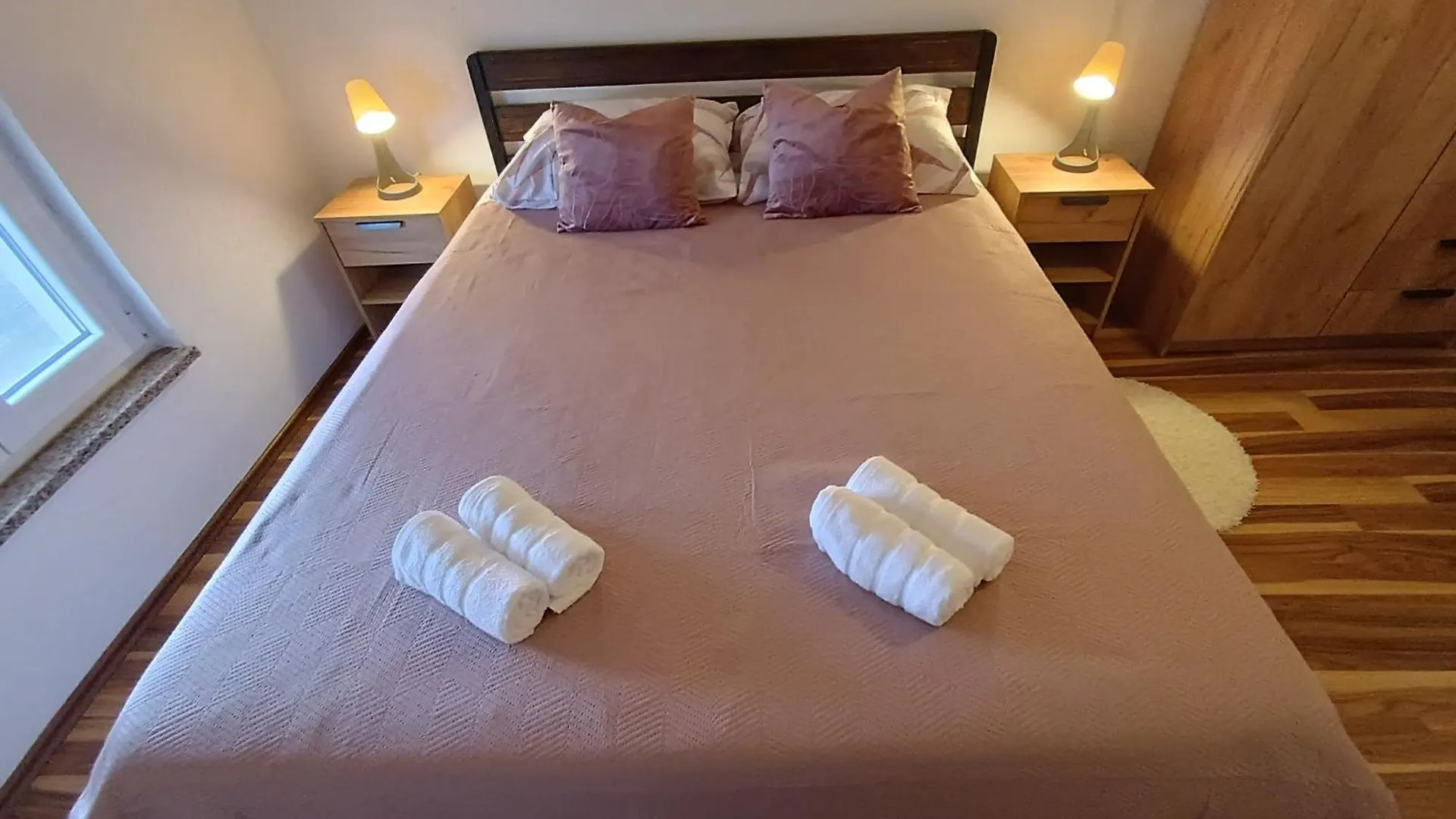 Apartman L&V Sa Dvoristem I Hidromasaznim Bazenom Galizana 0*,