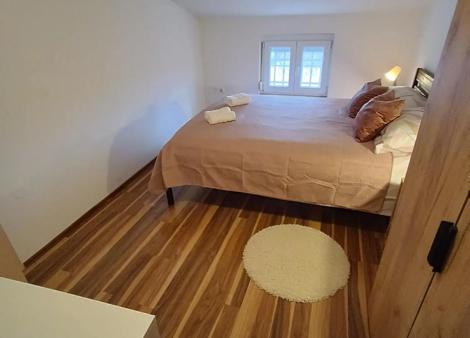 Apartman L&V Sa Dvoristem I Hidromasaznim Bazenom Galizana 0*,