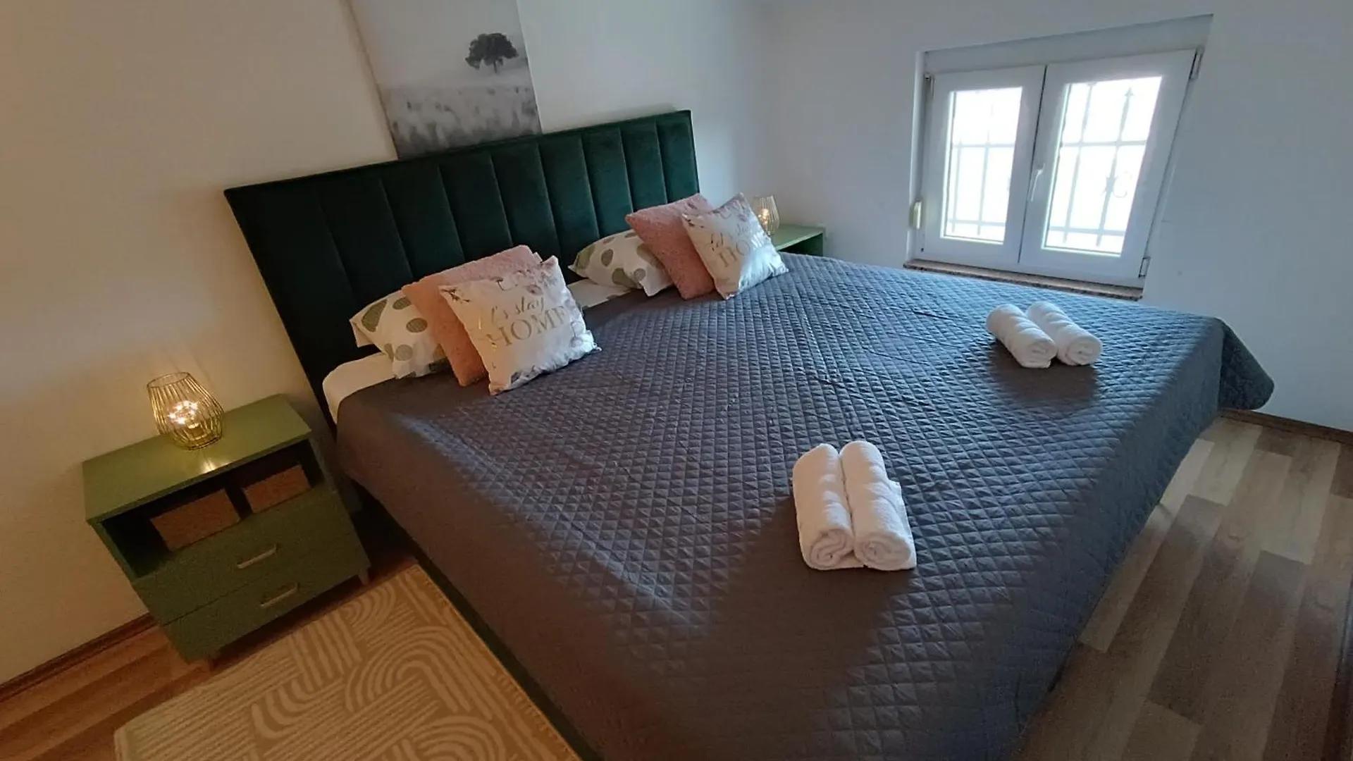 Apartman L&V Sa Dvoristem I Hidromasaznim Bazenom Galizana