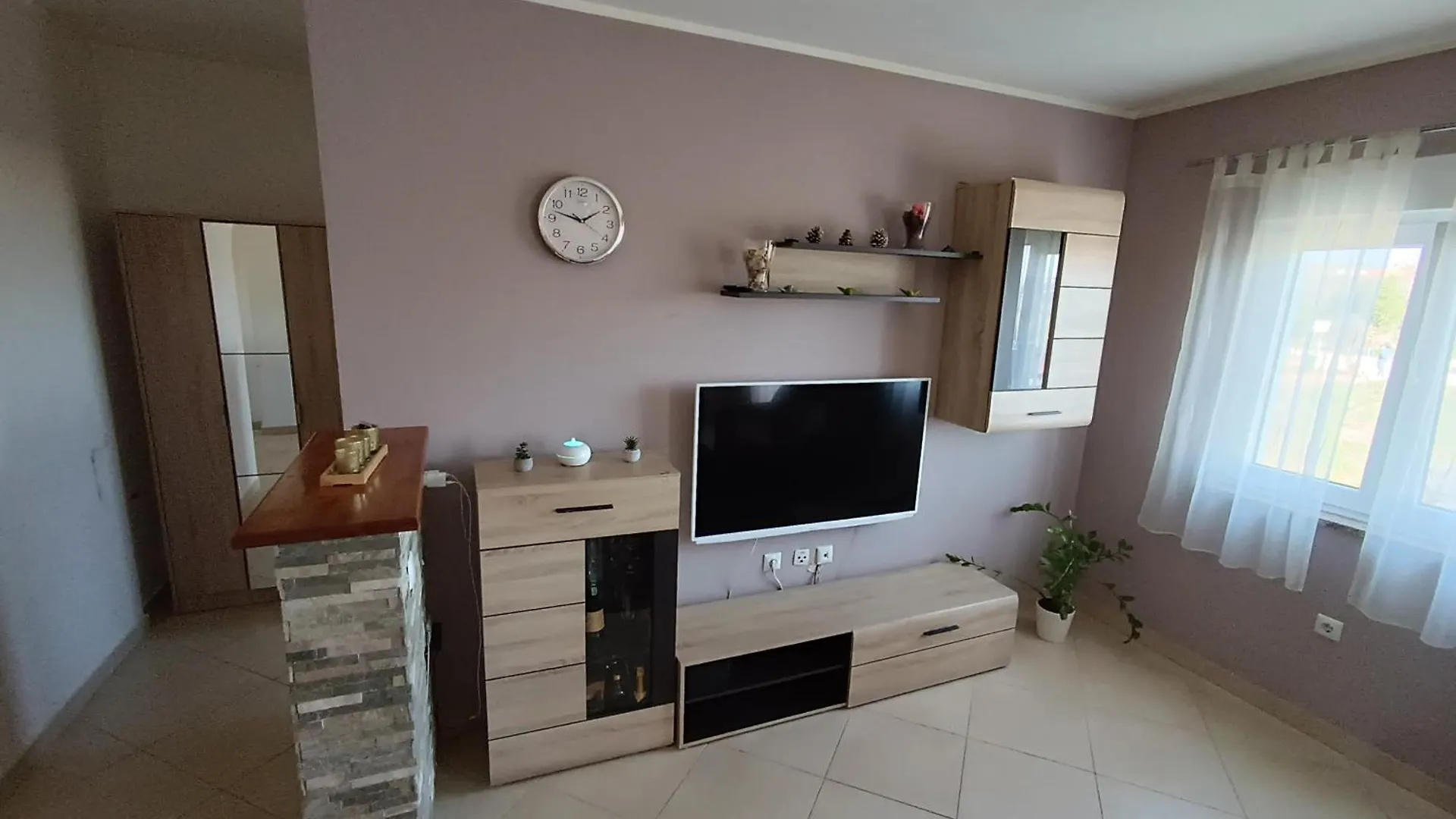 Apartman L&V Sa Dvoristem I Hidromasaznim Bazenom Galizana
